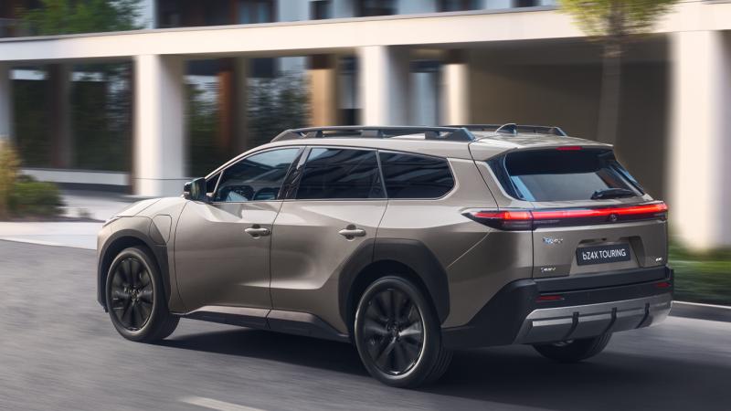 bZ4X Touring - 6